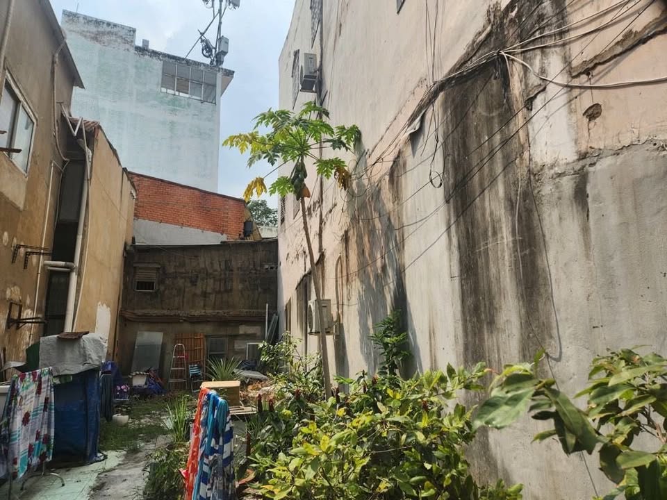 Đất nền hẻm ô tô Quận 3 79m² giá 10.3 tỷ - Cơ hội đầu tư hiếm có!