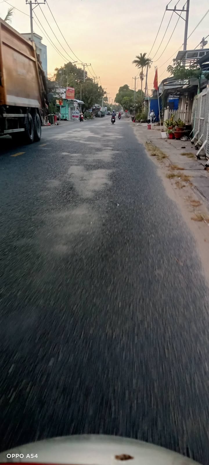 Nhà mặt tiền Mạc Cửu, 4.5m x 25m, giá 4 triệu/tháng - Địa điểm kinh doanh lý tưởng!