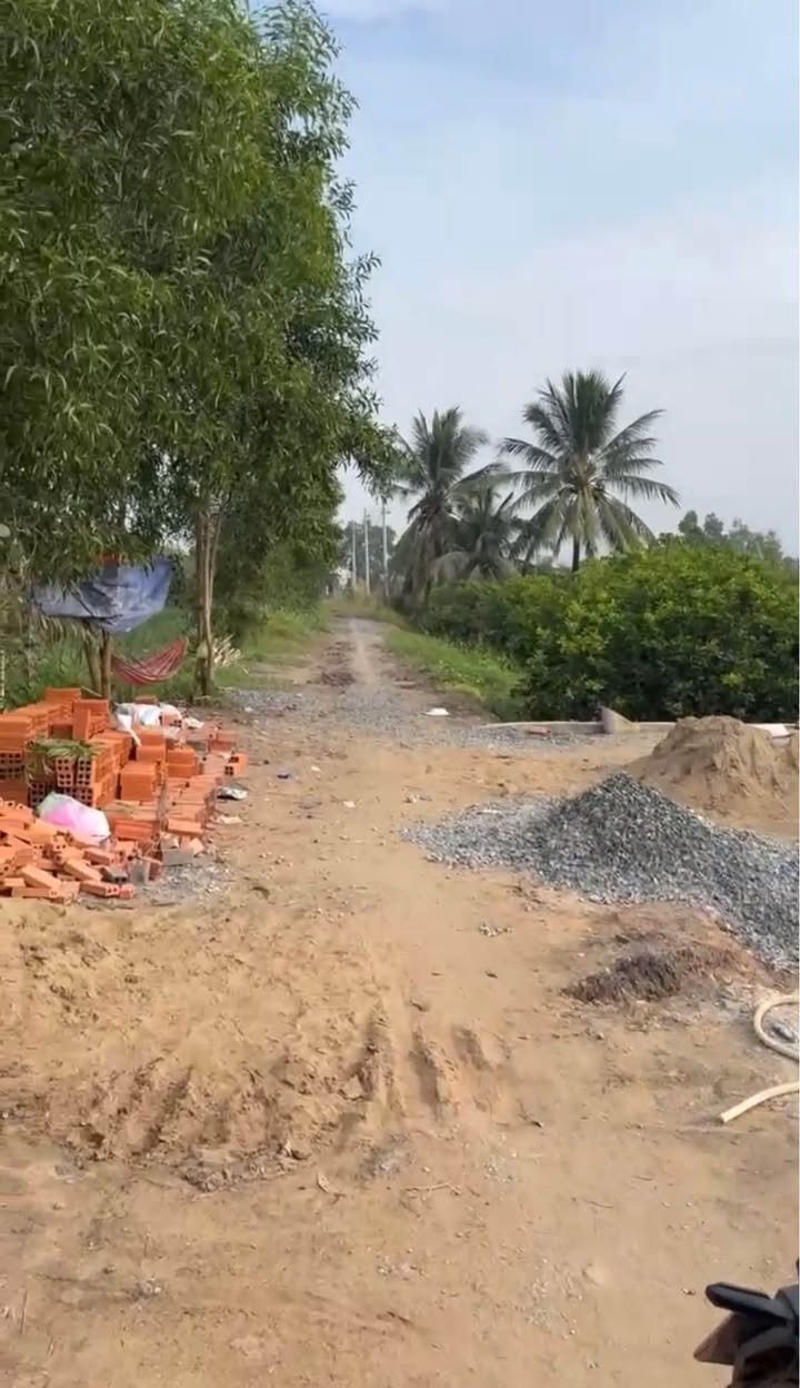 Đất vườn 900m² tại Ấp 10 Lương Hòa Bến Lức - Giá chỉ 1 tỷ VND