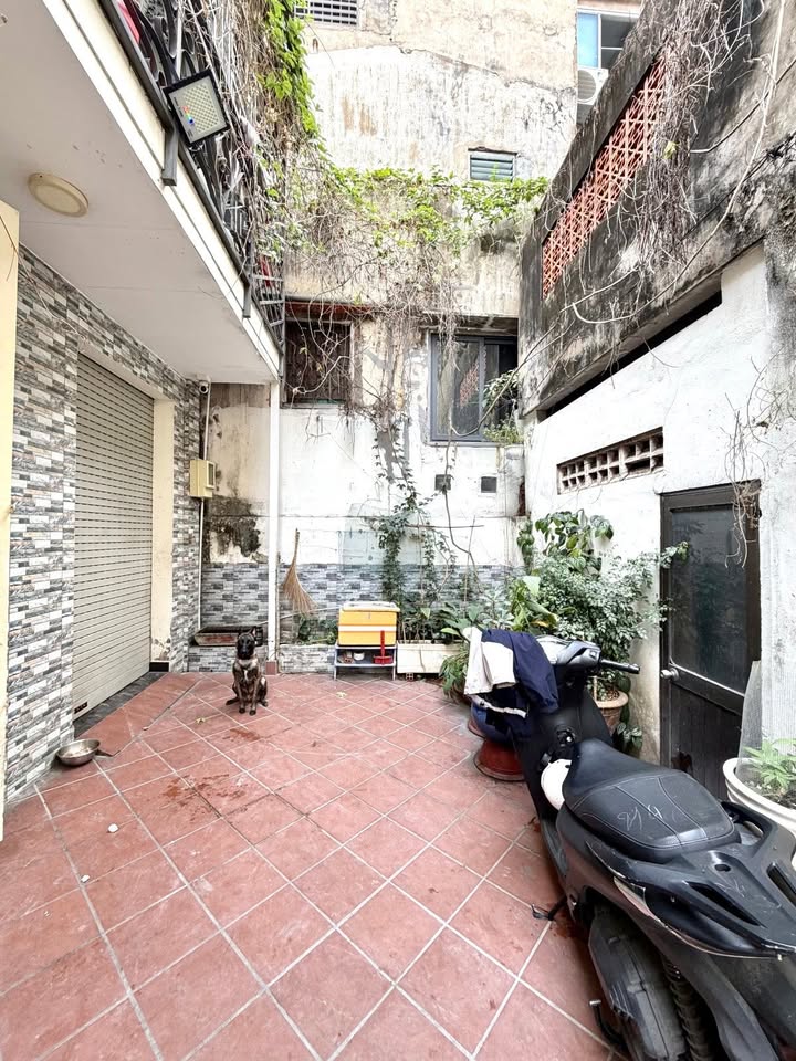 Nhà phố Phú Lợi, Quận Bình Thạnh 50m² giá 7.8 tỷ - Thiết kế 2 tầng tiện nghi!