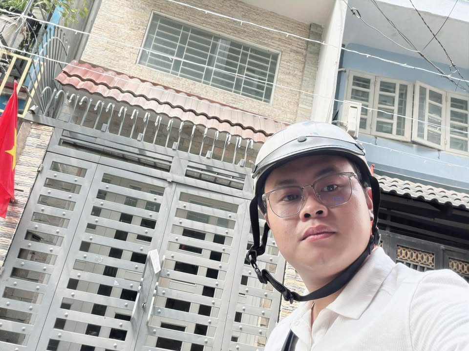 Nhà phố Phan Xích Long, Phú Nhuận 50m² giá 9 tỷ - Hẻm xe hơi, sổ đỏ chính chủ!