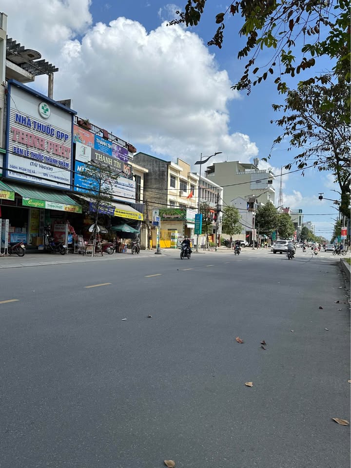 Nhà mặt tiền Lê Hữu Trác, Ngọc Hồi, 144m² giá 4 tỷ - Đầu tư sinh lời hấp dẫn!