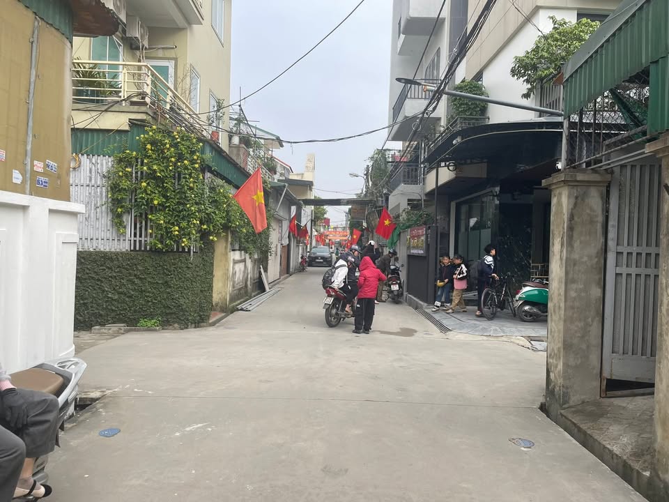 Bán đất tặng nhà cấp 4 đường Hoàng Văn Tâm, 143m² giá 9.1 tỷ - Mặt tiền đẹp, kinh doanh thuận lợi!