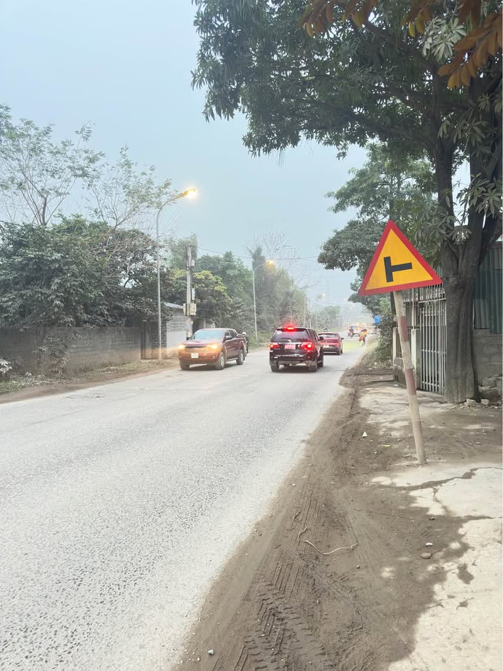 Đất nền mặt đường 412b Đông Hạ, Phú Cát 96m² giá 2 tỷ - Đầu tư tiềm năng!