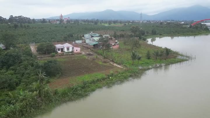 Đất Farm view Biển Hồ, Nghĩa Hưng 5000m² giá chỉ 200 triệu - Cơ hội đầu tư hiếm có!