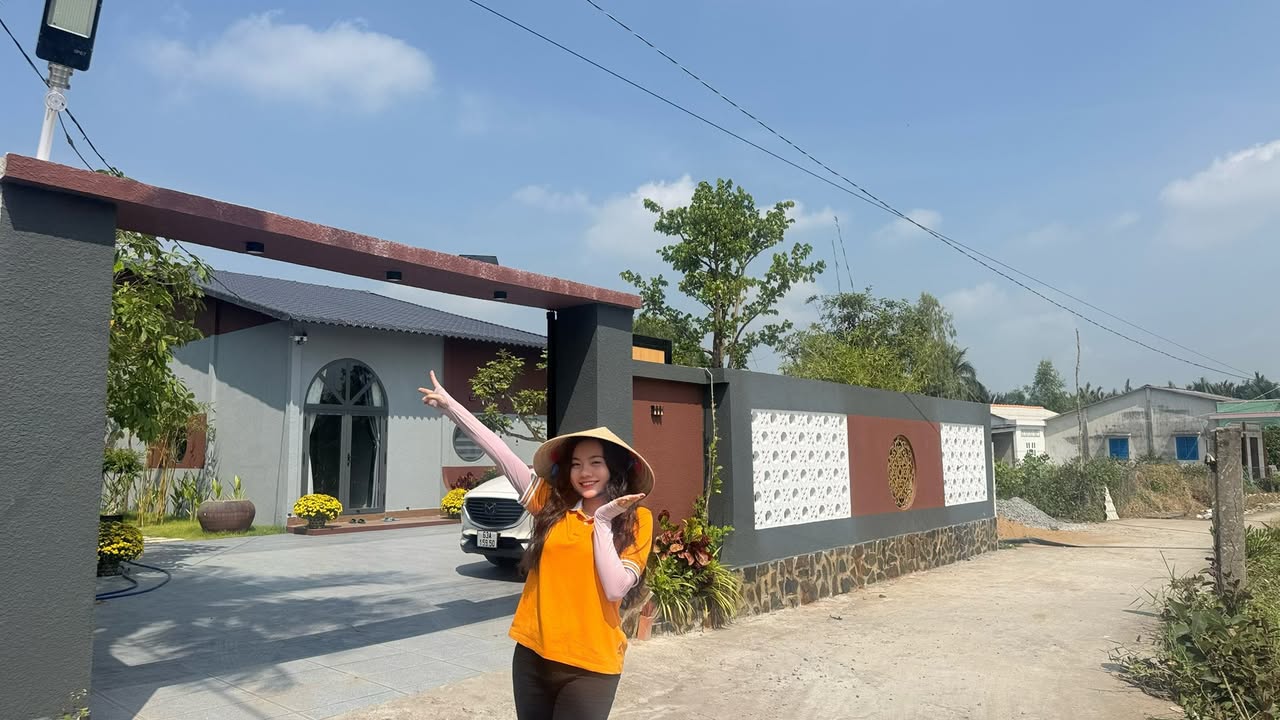 Nhà vườn Tân Trụ Long An 700m² giá 4.6 tỷ - View sông tuyệt đẹp!