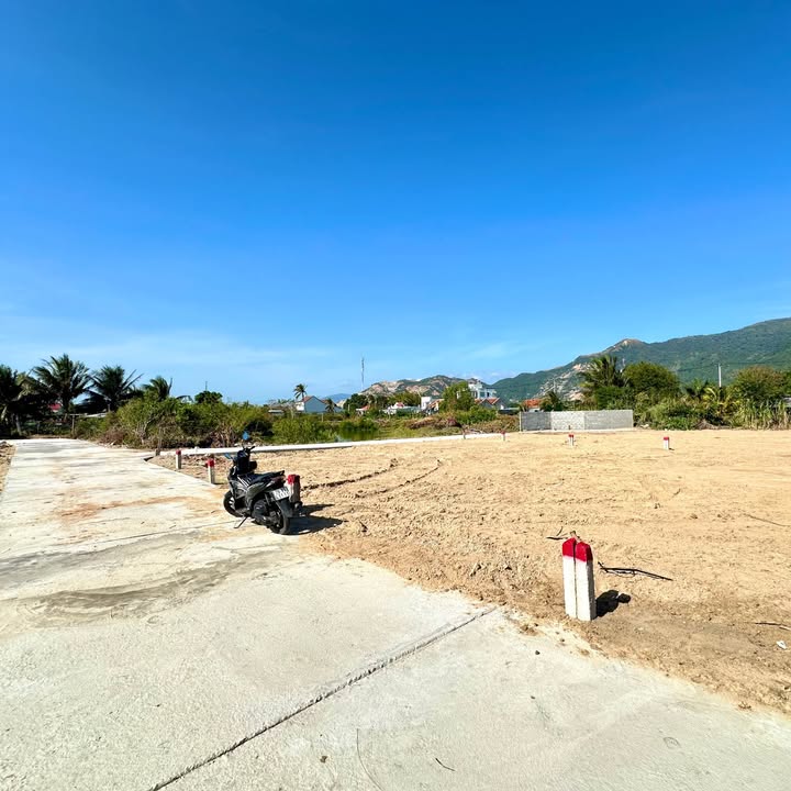 Đất thổ cư xã Tu Bông 100m² giá 700 triệu - Cơ hội đầu tư sinh lời!