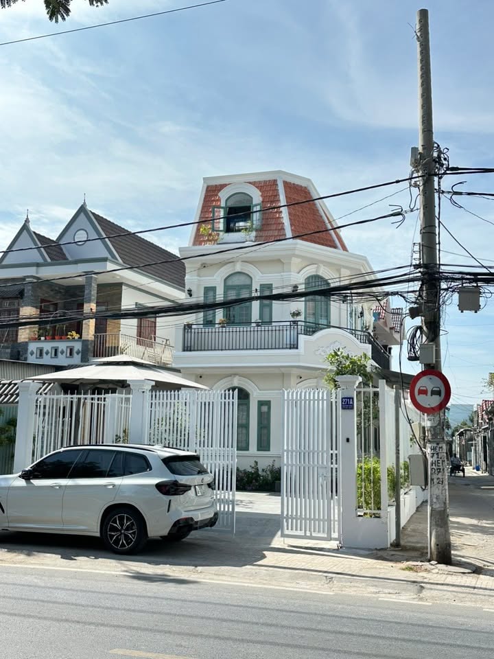 Nhà góc 2 mặt tiền đường Nguyễn Bình, Nhà Bè 139m² giá 10.5 tỷ - Vị trí kinh doanh tuyệt vời!