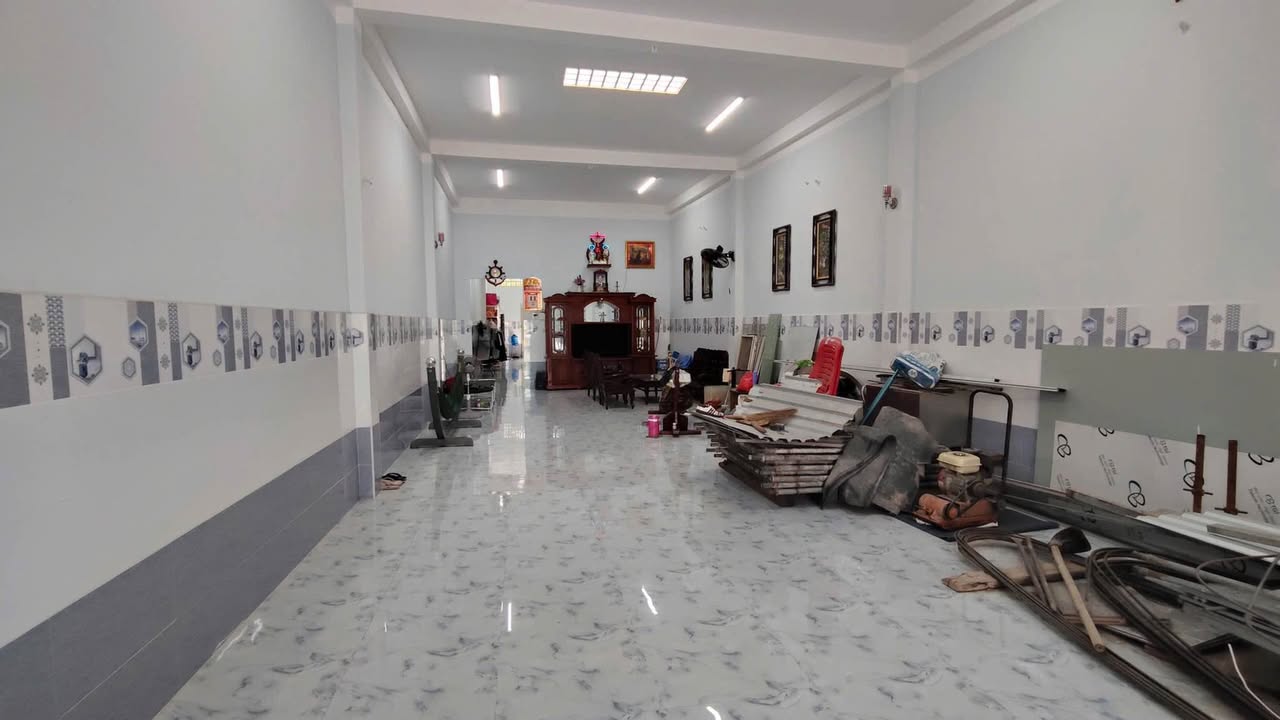 Nhà phố Trần Quang Diệu, Bạc Liêu 148m² giá thỏa thuận - Vị trí đắc địa gần vòng xoay