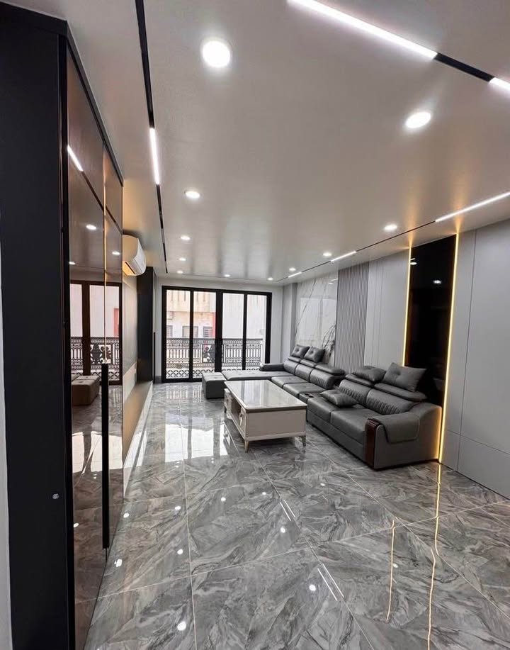 Nhà phố Xuân Thủy, Dịch Vọng Hậu 50m² giá 15 tỷ - Vị trí cực đẹp!