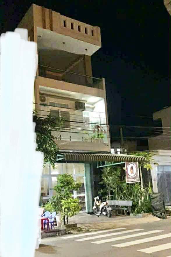 Nhà mặt tiền đường ô tô khu Lê Thanh Nghị, 75m² chỉ 8 triệu/tháng - Cơ hội tuyệt vời cho kinh doanh!