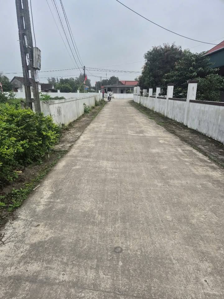 Đất nền Thiên Cầm, Cẩm Xuyên, 140m² - Sổ đỏ chính chủ, giá thỏa thuận!