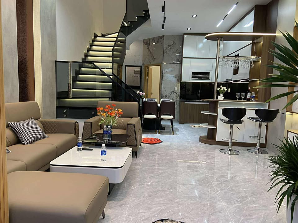 Nhà đẹp 3 tầng kiệt ô tô Trần Đình Tri 61m² - Full nội thất sang trọng!