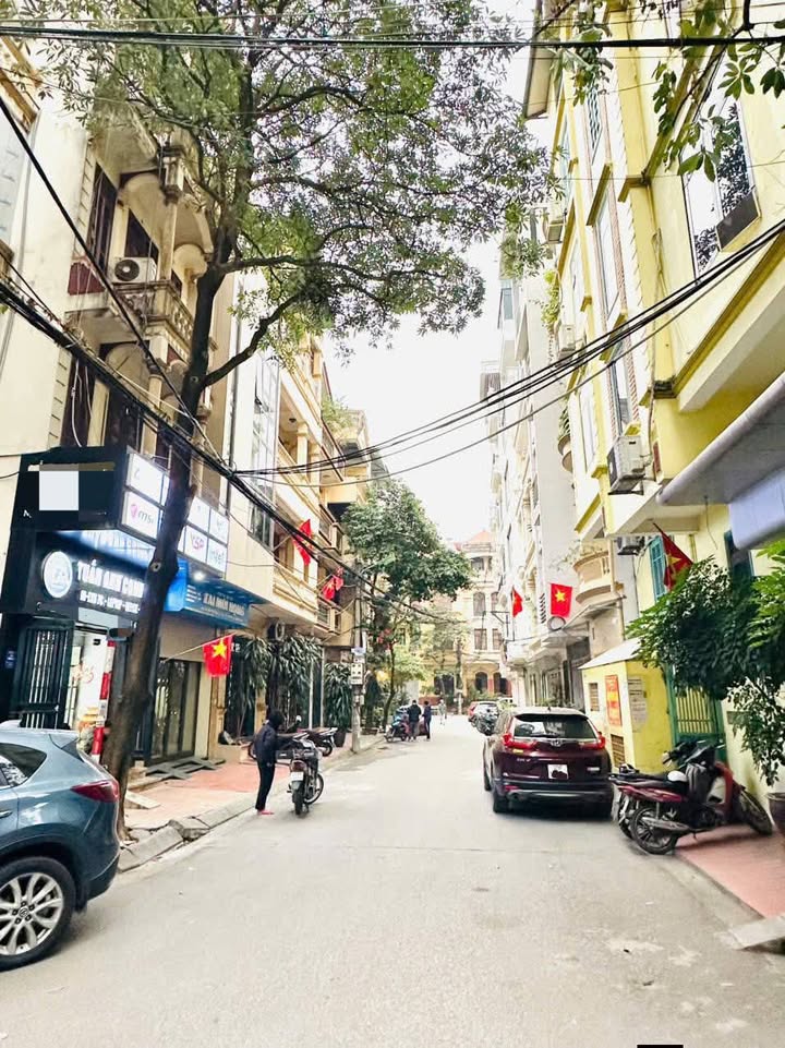 Nhà riêng Cầu Giấy 50m² giá thỏa thuận - Khu vực dân trí cao, kinh doanh đỉnh!