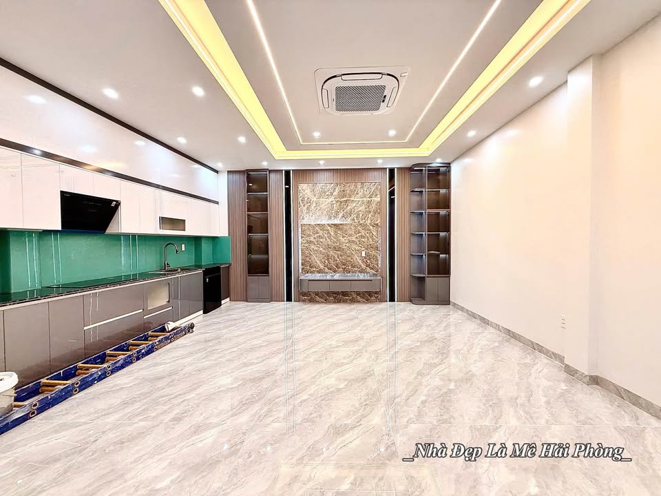 Nhà phố Lương Khánh Thiện, Hải Phòng 55m² giá 5.2 tỷ - Độc lập, xây mới 4 tầng