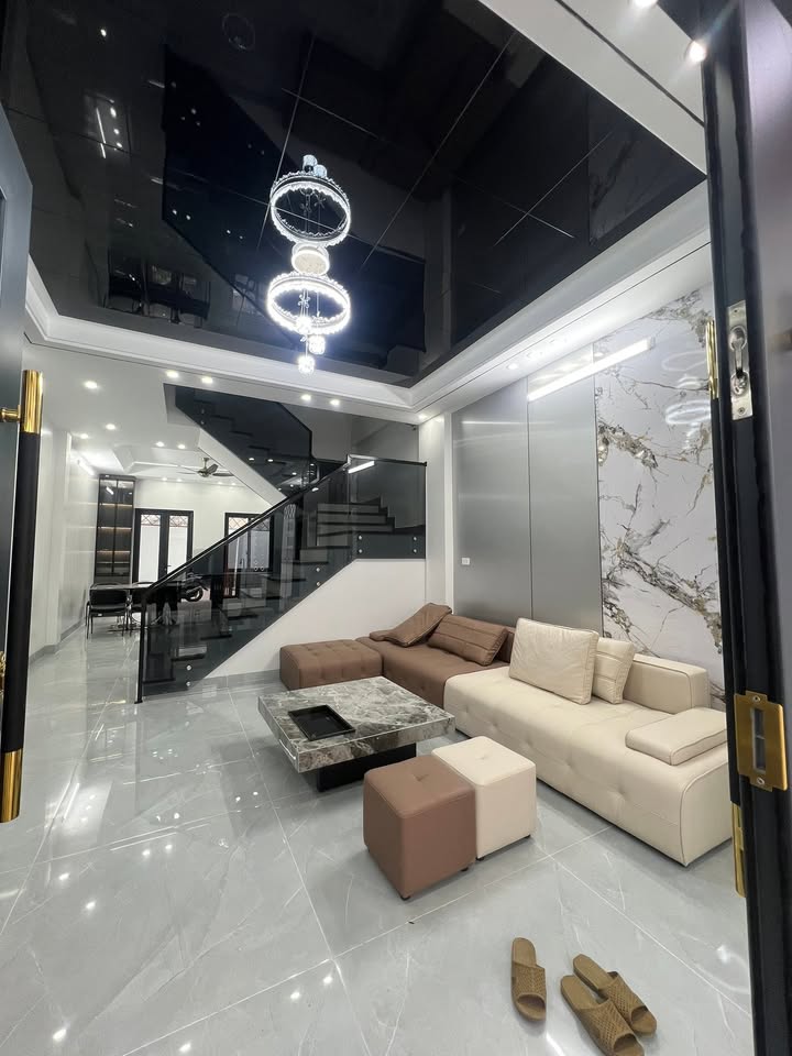 Nhà 3 tầng phường Tam Thanh, TP Lạng Sơn 94m² giá 3 tỷ - Thiết kế hiện đại, vào ở ngay!