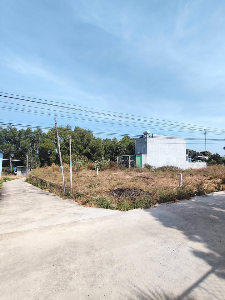 Đất thổ cư Hẻm Tân An, La Gi 120m² giá 1.1 tỷ - Nở hậu 6m, vị trí tiềm năng!