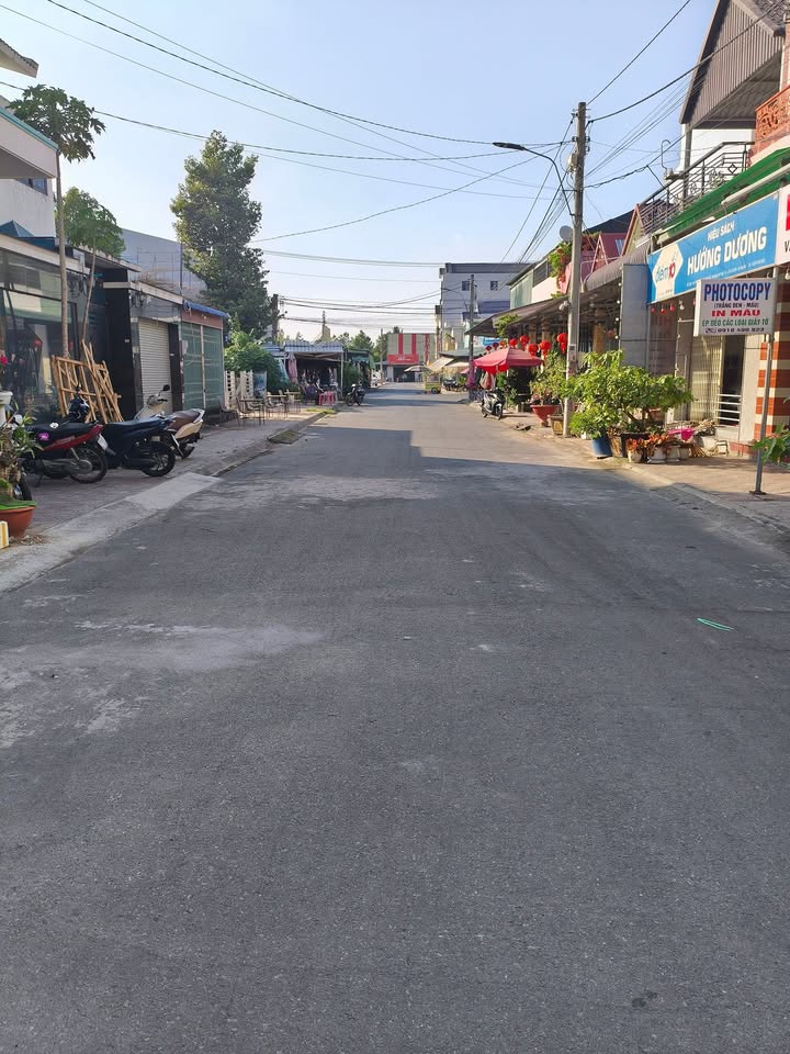 Đất nền Khu Chợ Cái Sao Long Xuyên 90m² giá 1 tỷ - Sổ hồng sẵn, đầu tư sinh lời!