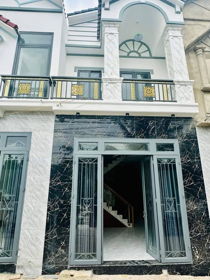 Nhà chính chủ Khu Phố 2, Phường Long Bình, 80m² giá 1.35 tỷ - Đầu tư sinh lời ngay!