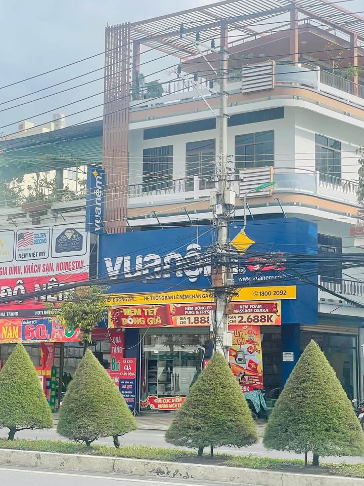 Bán nhà mặt tiền đường 2/4 Vĩnh Hòa Nha Trang 105m² giá 20 tỷ - Đầu tư sinh lời ngay!