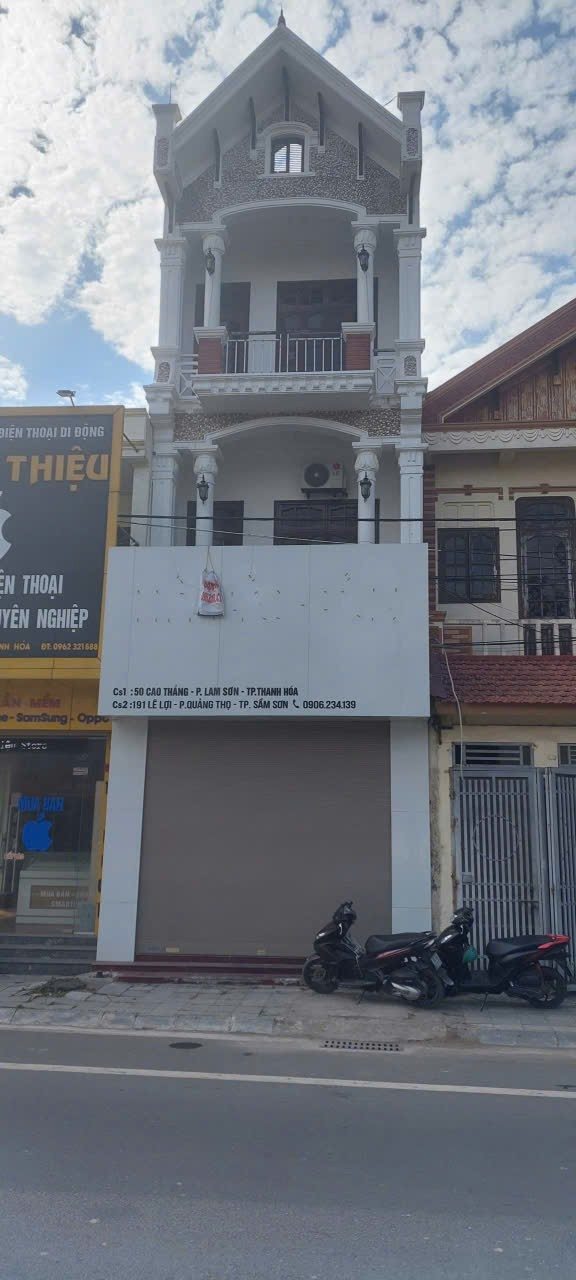 Nhà 3 tầng mặt tiền Quốc lộ 47, Sầm Sơn, 88m² - Sẵn sàng vào ở ngay!