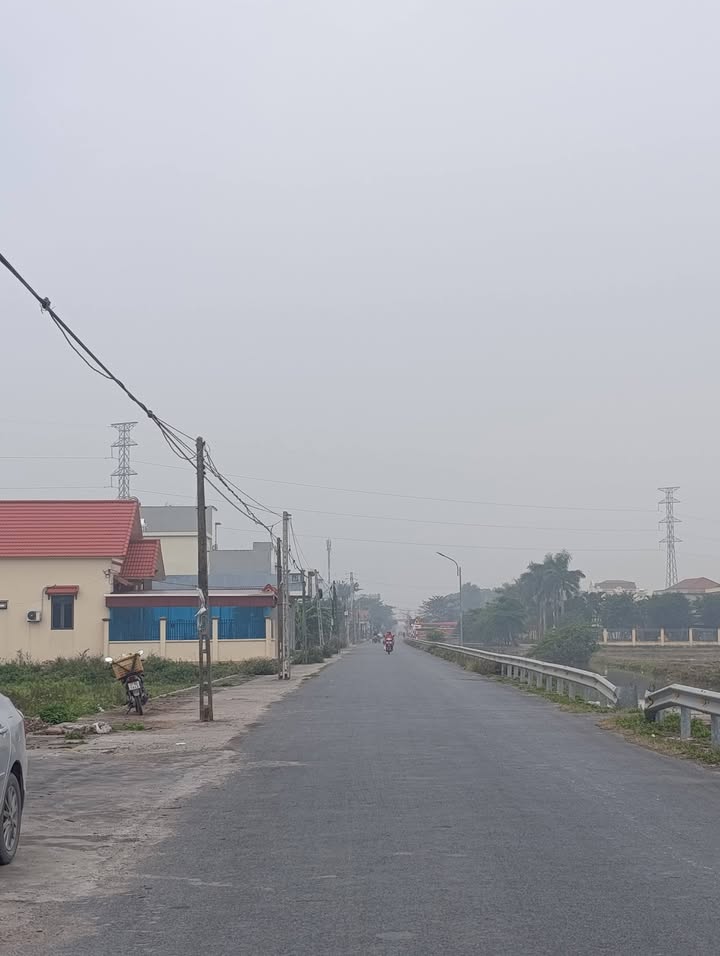 Đất nền Trục Chính, Xã Hòa Bình, Kiến Xương 100m² giá 1 tỷ - Vị trí đẹp, kinh doanh thuận lợi!