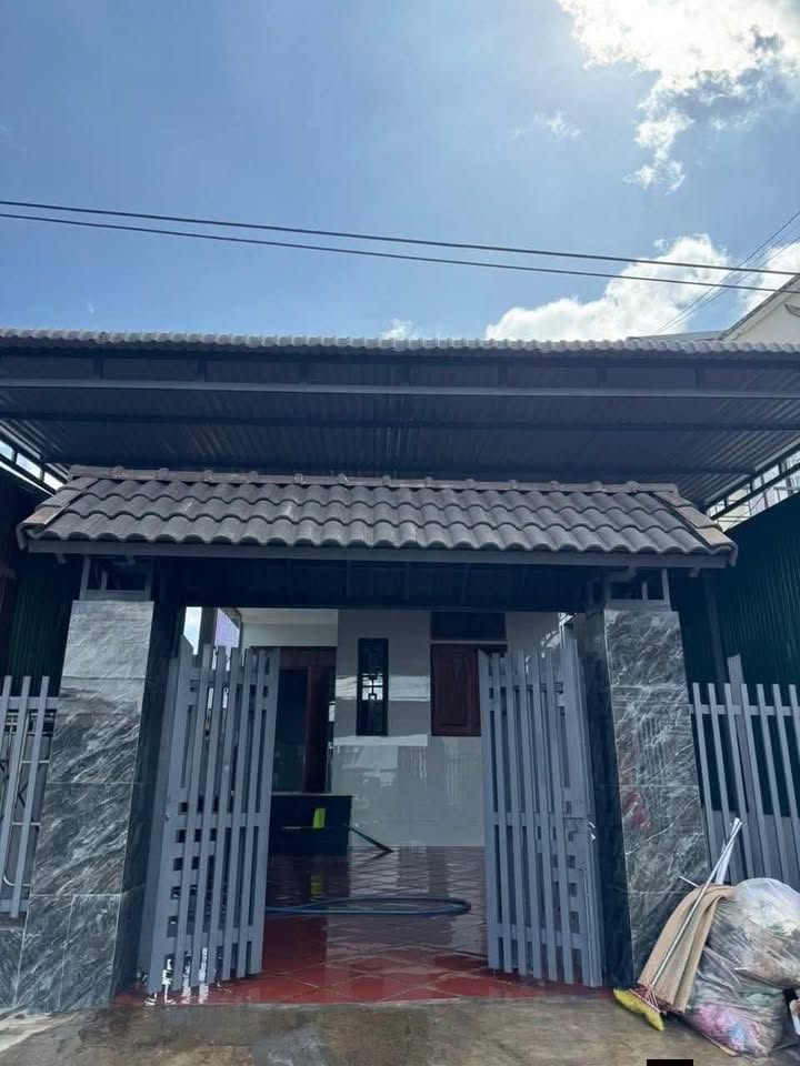 Nhà mặt tiền đường Ngô Quyền, Huyện Ea H'Leo, 100m² - Chính chủ bán gấp!