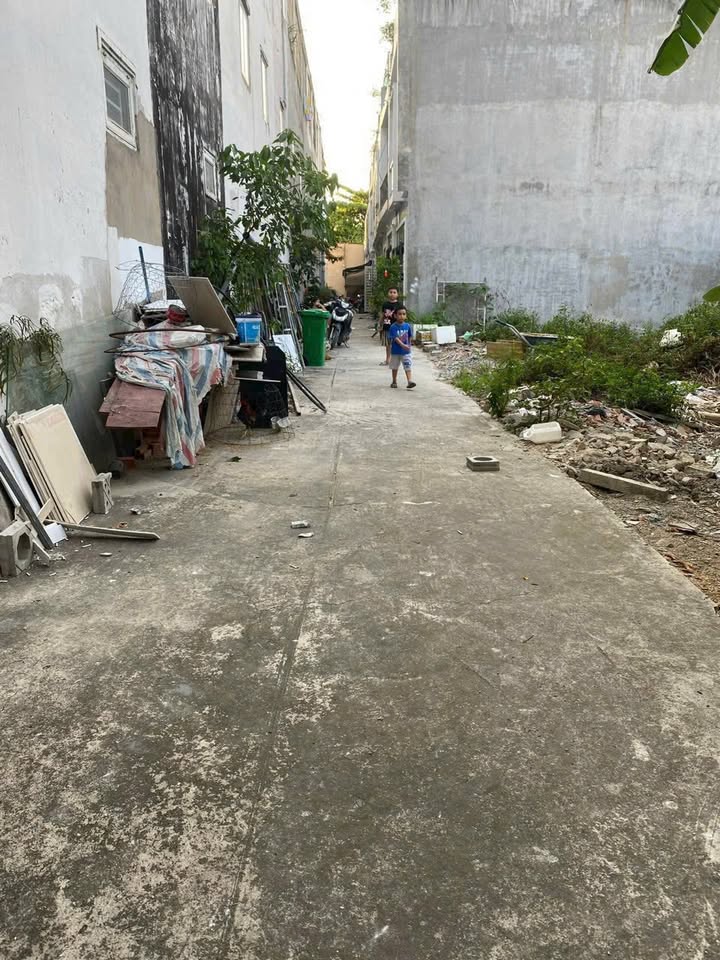 Đất nền Thạnh Lộc 16, Quận 12, 50m² giá 1.85 tỷ - Vị trí đẹp, sổ hồng riêng!