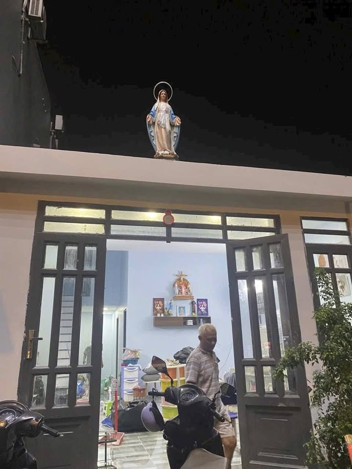 Nhà đúc lửng 3PN gần Metro Tân Thới Hiệp 60m² giá 2.87 tỷ - Sẵn sàng vào ở!