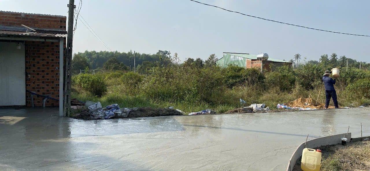 Đất nền Cây Da, Hiệp Thạnh, 120m² giá 200 triệu - Sổ hồng đầy đủ, thích hợp xây nhà