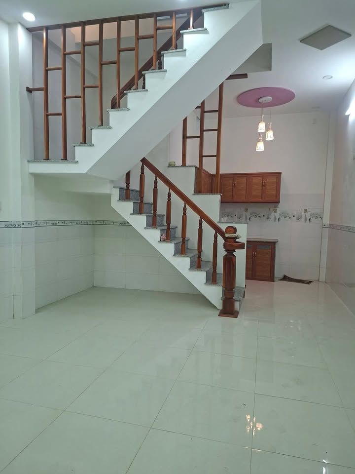 Nhà 1 mê hẻm ô tô đường Tây Sơn 40m² giá 2 tỷ - Vị trí đẹp, tiện nghi sống!
