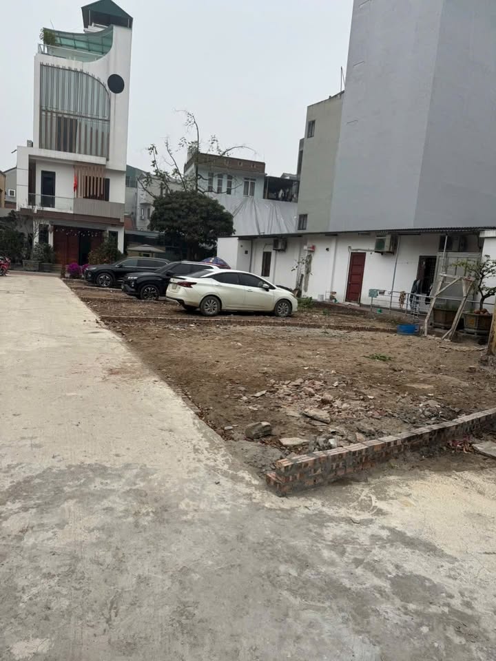 Đất phân lô Ngọc Thụy, Long Biên 50m² giá chỉ từ 11.8 tỷ - Cơ hội hiếm có!