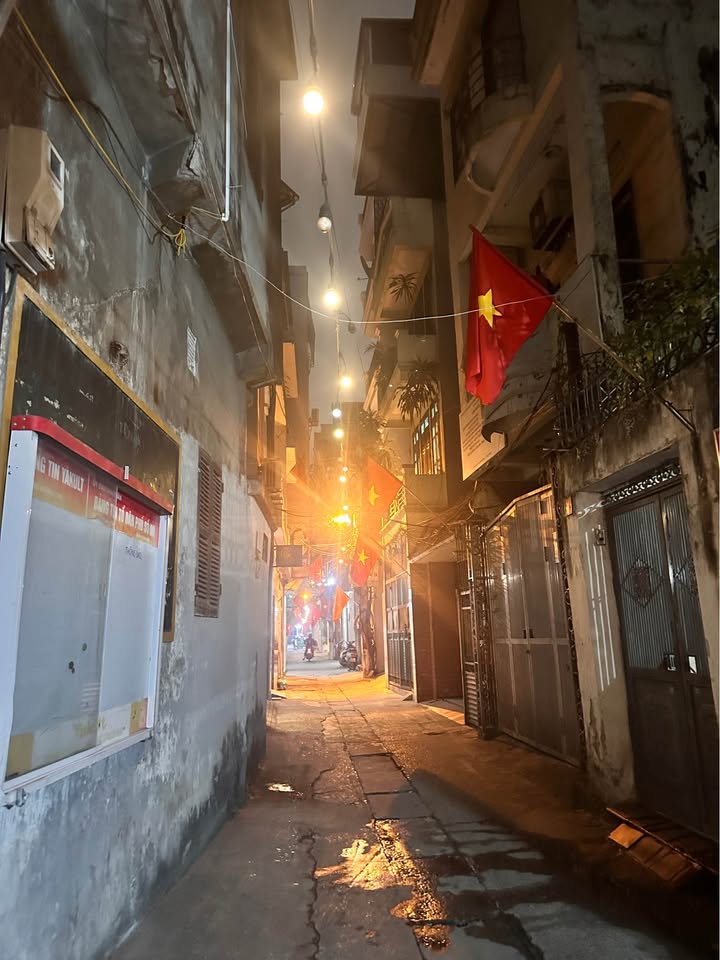 Bán đất tặng nhà tại Hoàng Mai 133m² giá 37 tỷ - Đầu tư sinh lời ngay!