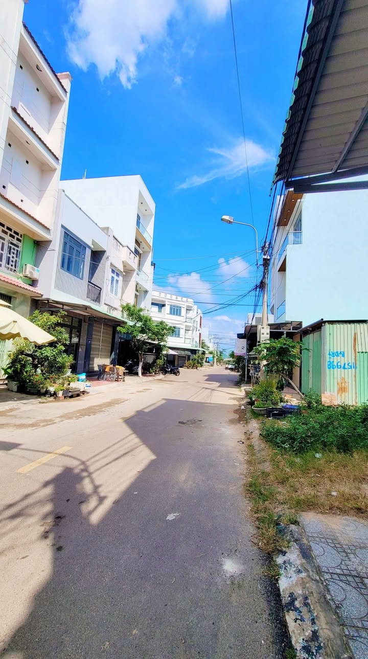 Đất mặt tiền Lê Thanh Nghị, Nhơn Bình 44m² giá 2 tỷ - Cơ hội đầu tư tuyệt vời!