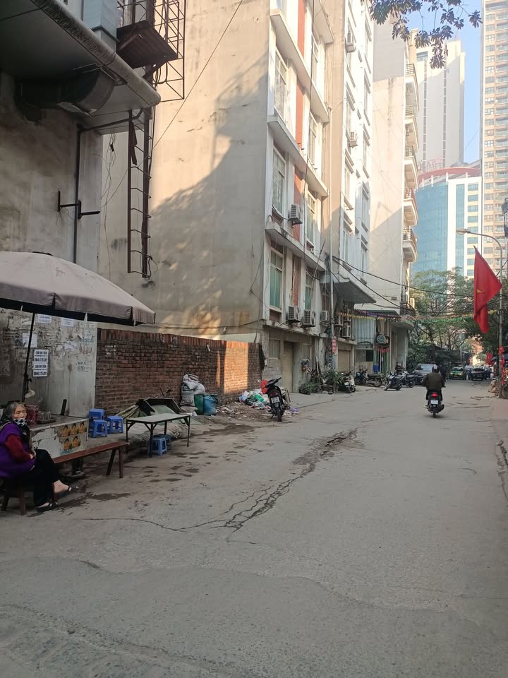 Đất mặt phố Miếu Đầm, Mễ Trì Thượng 70m² giá 22.75 tỷ - Đầu tư sinh lời ngay!