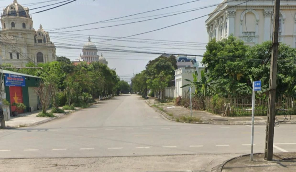 Đất nền Hoàng Quốc Việt 246m² - Vị trí đắc địa, giá trị tiềm năng cao