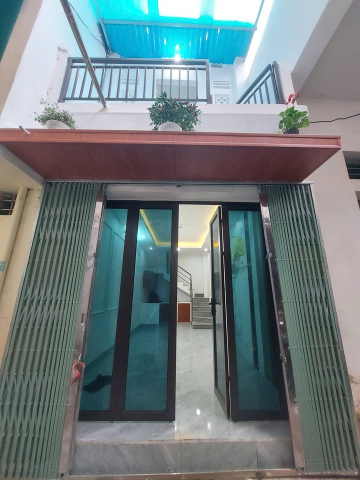 Nhà 2 tầng Ngô Quyền Nam Định 23m² giá 1.05 tỷ - Vị trí trung tâm tiện lợi!