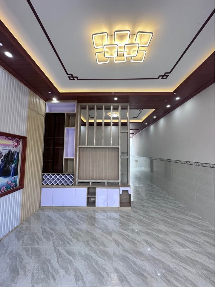 Nhà bán xã Tam An, huyện Long Đất, 100m², giá 1.85 tỷ - Hẻm ô tô rộng, vị trí thuận lợi!