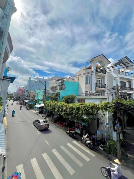 Bán gấp FrontHouse mặt tiền Lương Thế Vinh, Tân Phú - 106m² giá 14 tỷ, cơ hội kinh doanh hấp dẫn!