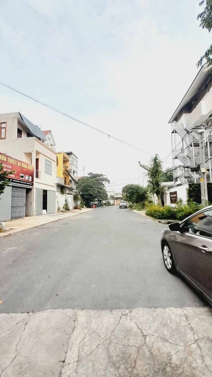 Đất nền Phường Hiệp Bình Chánh 198m² giá 20 tỷ - Đầu tư lý tưởng với thiết kế sẵn!