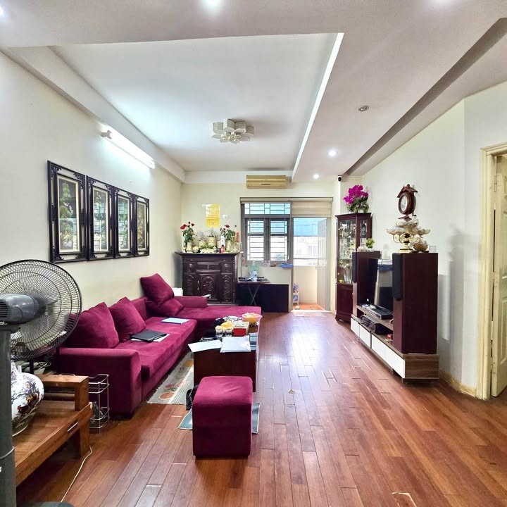 Chung cư Bộ KHĐT, Phố Đông Quan 84m² giá 6.99 tỷ - Sổ đỏ vĩnh viễn, giao dịch ngay!