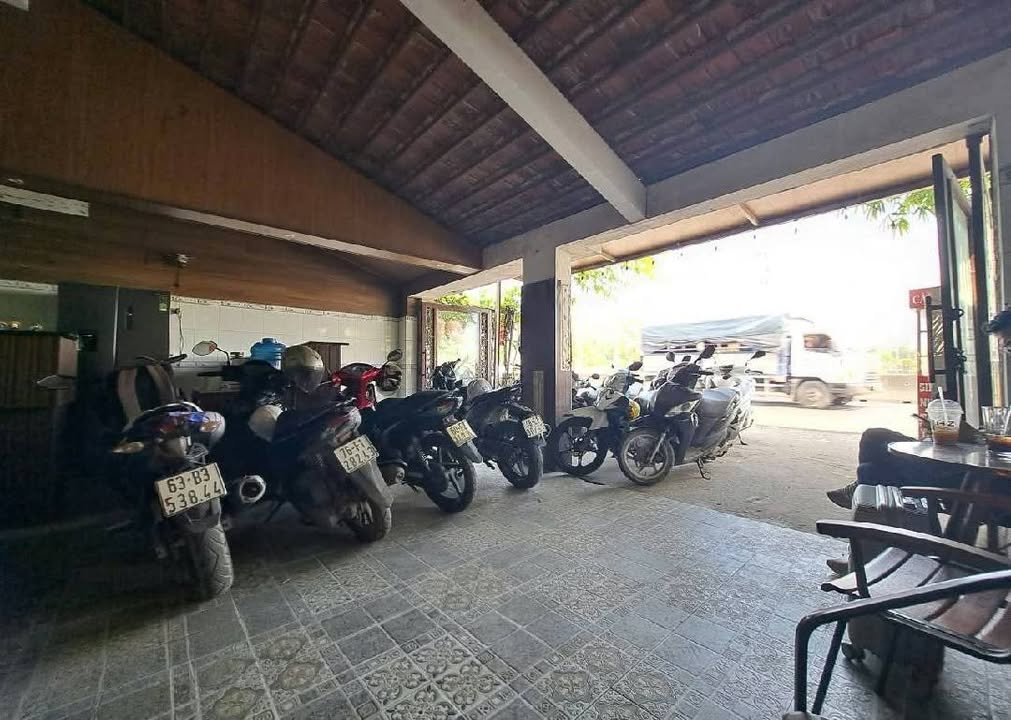 Nhà mặt tiền ĐT 824, Xã Lương Hòa, 440m², giá 8 tỷ - Đầu tư sinh lời ngay!