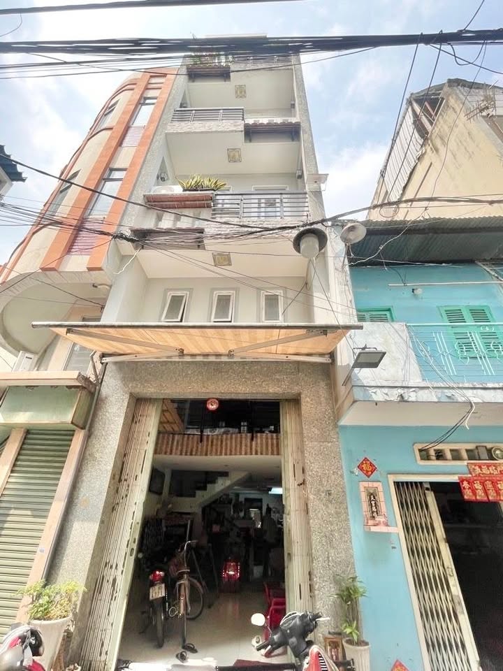 Nhà 5 tầng hẻm xe hơi thông Minh Phụng 35m² chỉ 8 tỷ - Đầu tư sinh lời ngay!