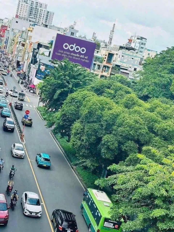 FrontHouse Quận 1 - Mặt tiền Hai Bà Trưng 104m² giá 68 tỷ - Kinh doanh đa ngành nghề!