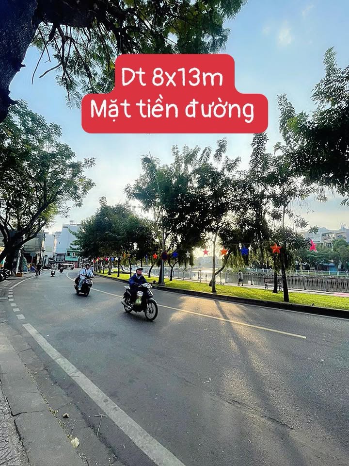 Nhà mặt tiền đường Trường Sa, Phú Nhuận 104m² giá 17 tỷ - Sẵn sàng đầu tư ngay!