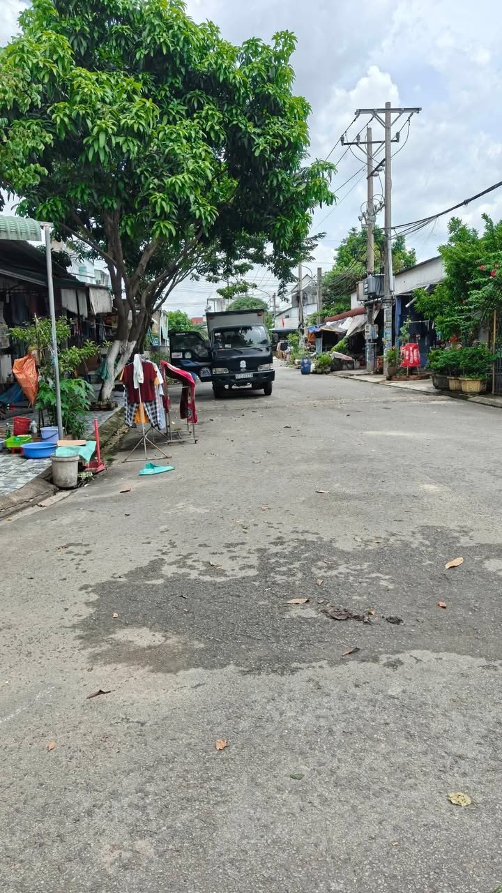 Shophouse góc Thái Hòa 97m² giá 3 tỷ - Đầu tư sinh lời ngay!