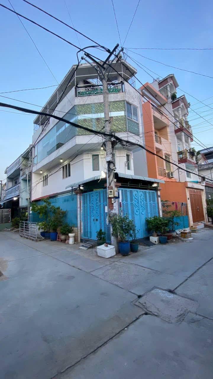 Bán gấp Townhouse 48m² đường Chiến Lược, Bình Tân giá 5.1 tỷ - Thiết kế hiện đại, công năng đầy đủ!