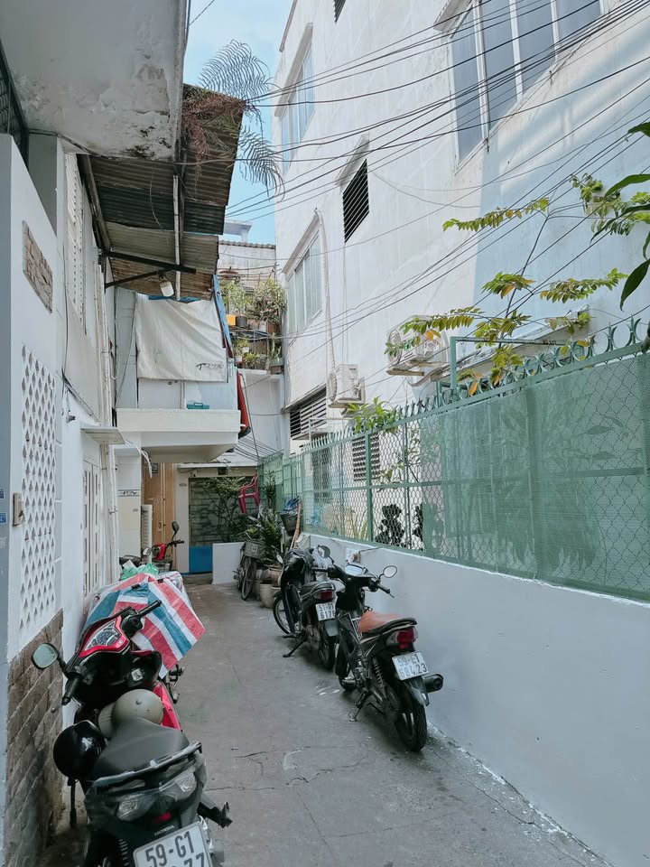 Nhà riêng 87/26B Nguyễn Đình Chính, Phú Nhuận 40m² giá 4.9 tỷ - Bớt lộc cho khách thiện chí!