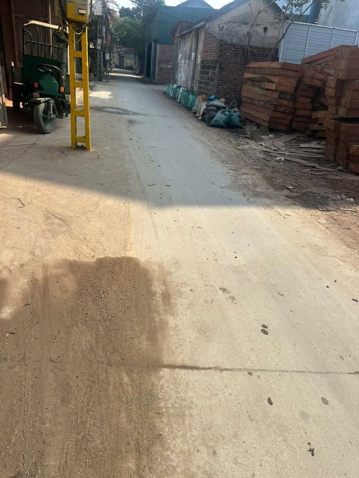 Đất nền Yên Phong 121m² giá 2 tỷ - Ngõ ô tô thông thoáng!