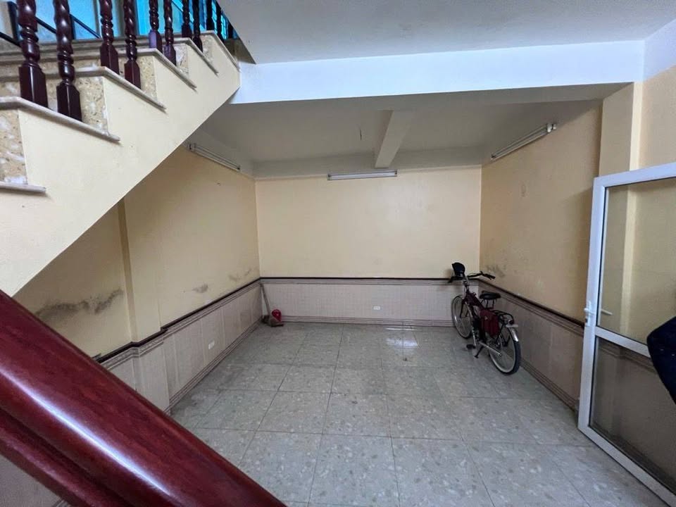 Nhà phố Trương Định, Giáp Bát, 37m² giá 7 tỷ - Tiện ích đầy đủ, giao thông thuận lợi!